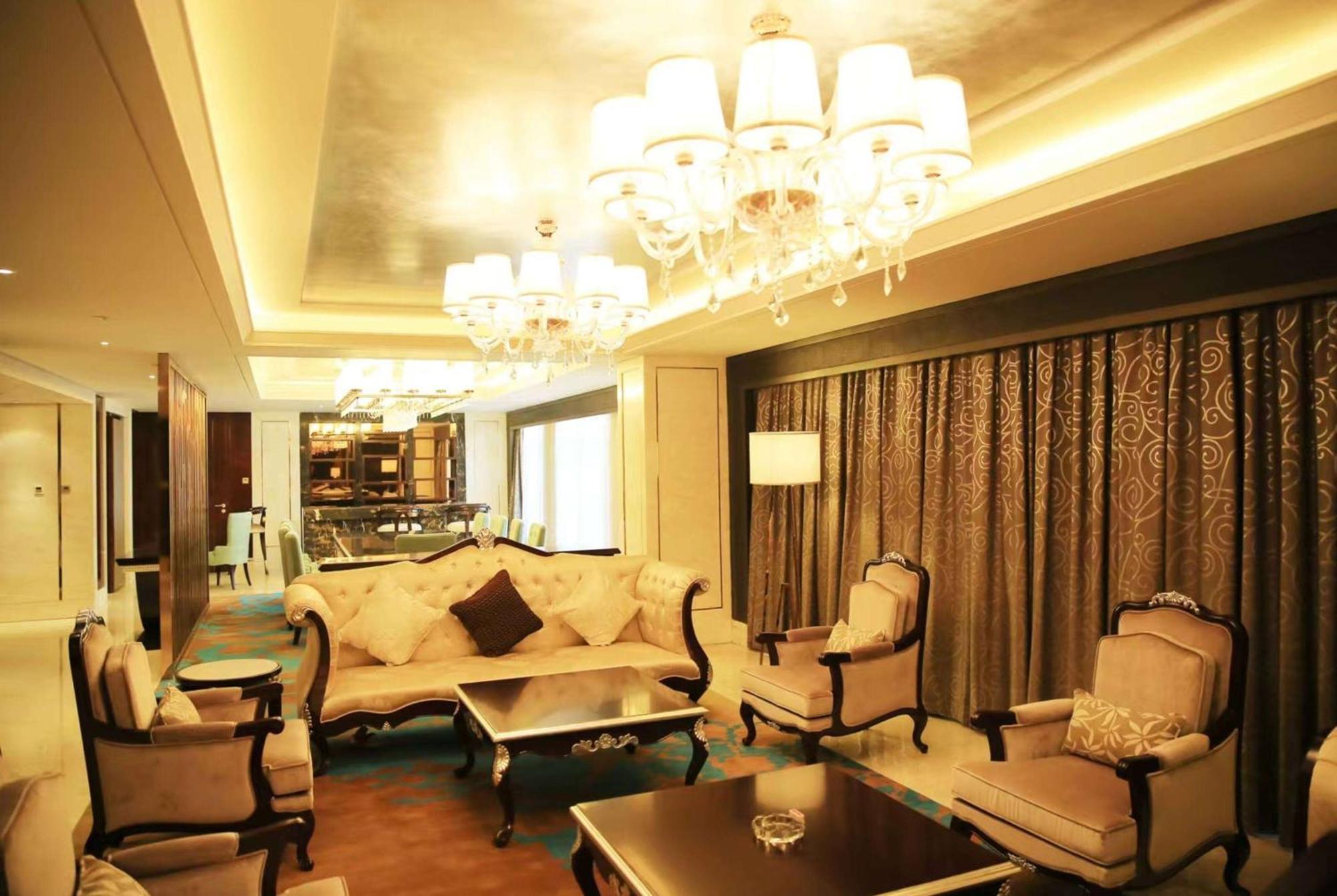 Hotel Ramada Yiyang Taojiang Esterno foto