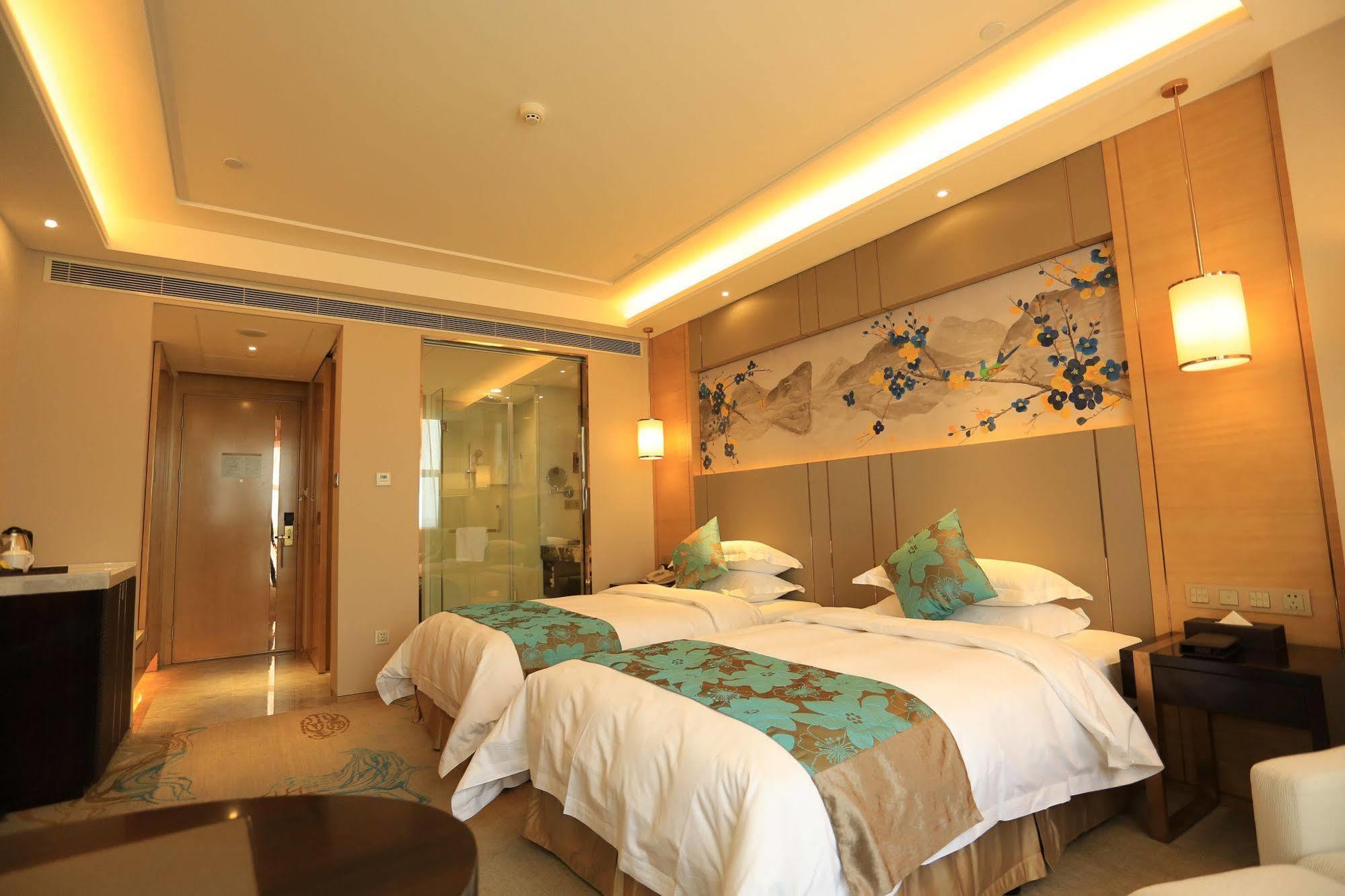 Hotel Ramada Yiyang Taojiang Esterno foto